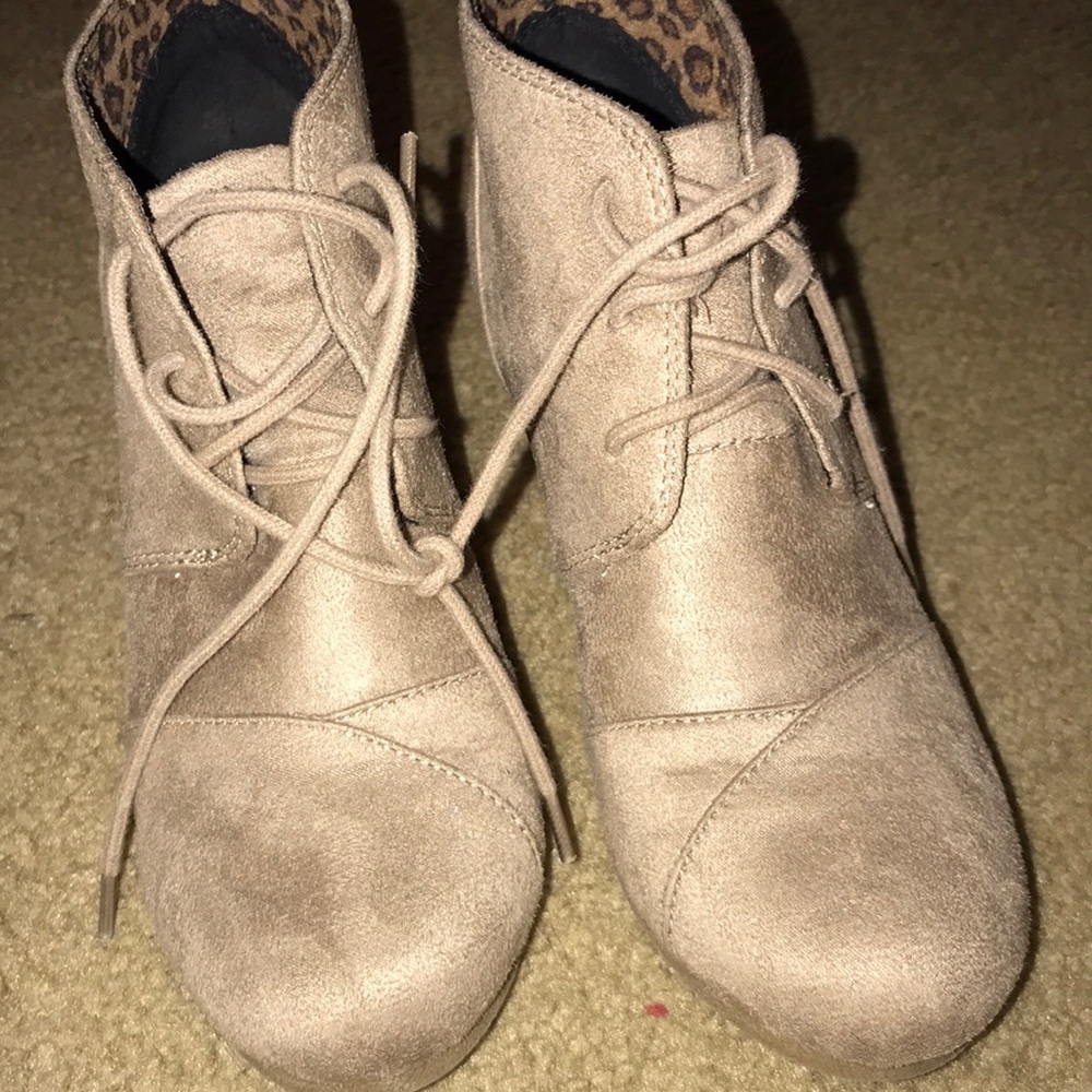 Wedges - Picture 3 of 3